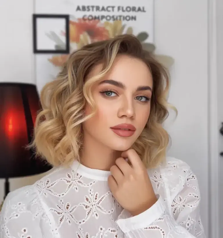 Кудрявые стрижки: 15 стильных летних идей на 2025 год