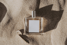 Парфюм в песке