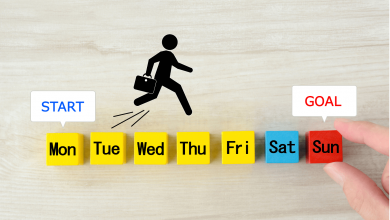 Картинка викладена з кубиків з написами