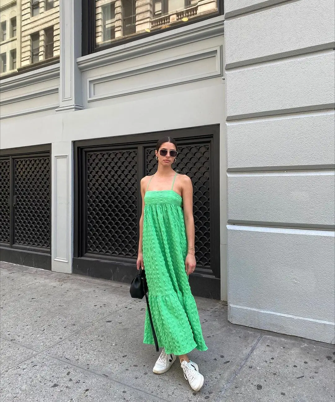 Трендові літні сарафани 2025: 15 стильних ідей для сучасного образу