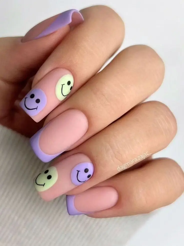 18 лучших идей летнего маникюра 2025 на квадратные ногти