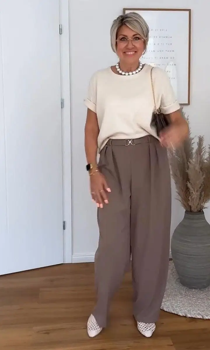 Модний літній омолоджуючий гардероб для жінок після 50 років: 15 стильних рішень