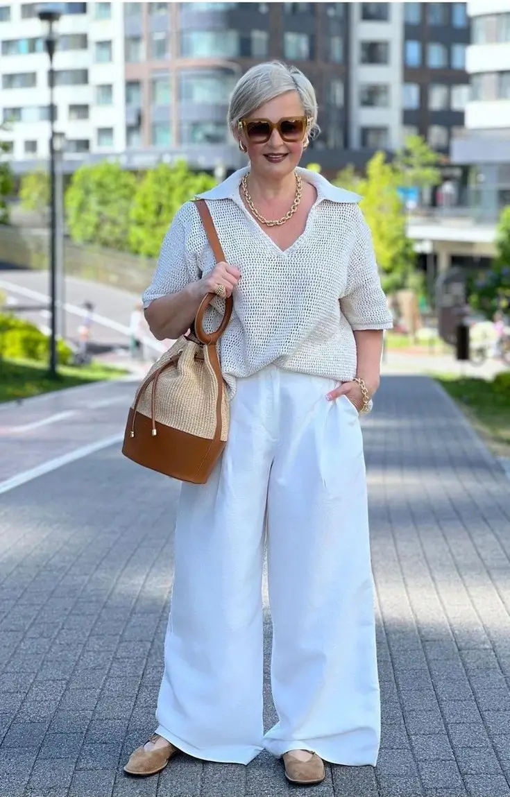 Что надеть летом после 60 лет: 15 стильных образов на 2025 год