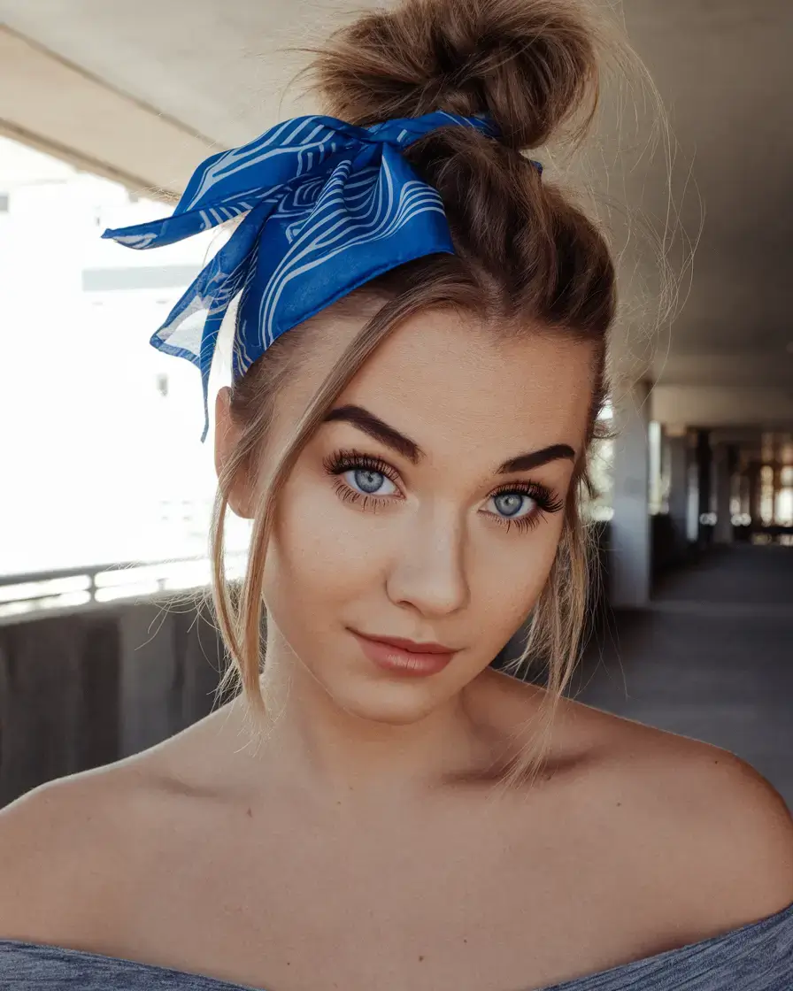 Зачіски для відпустки на літо 2025: 19 модних ідей