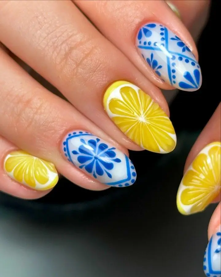 Летний нейл-арт 2025: 15 модных идей маникюра на жаркий сезон