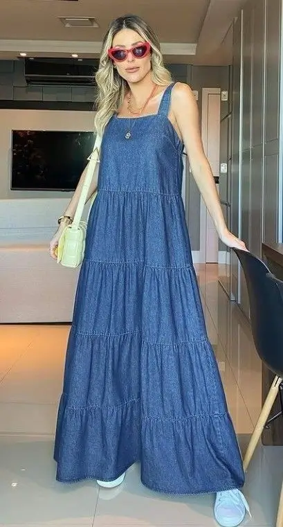 Трендові літні сарафани 2025: 15 стильних ідей для сучасного образу