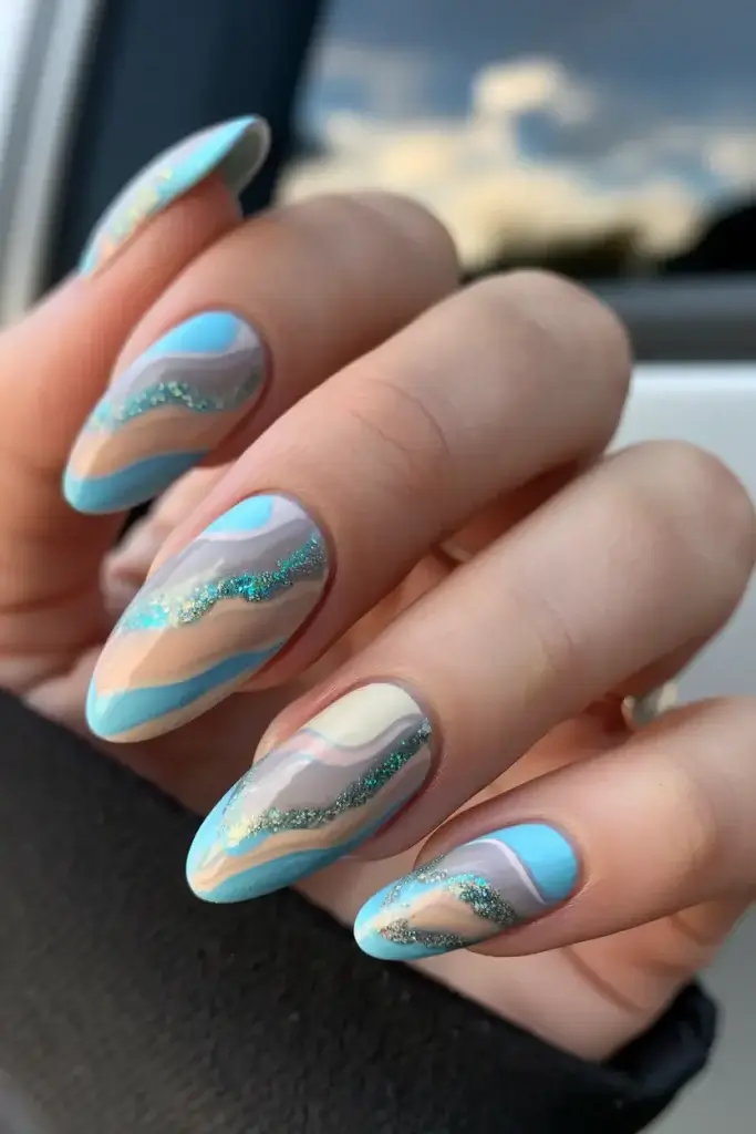 Топ-20 модних ідей манікюру на червень 2025 року