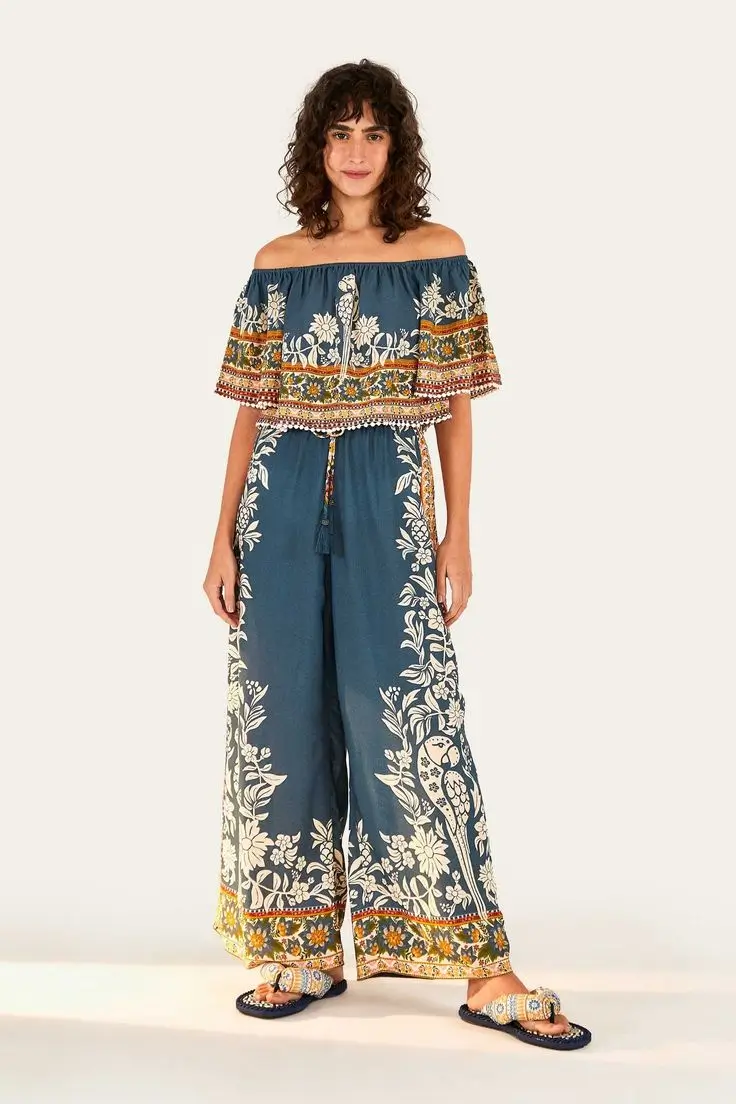 Літня жіноча мода 2025: 20 найкращих стильних ідей на літо