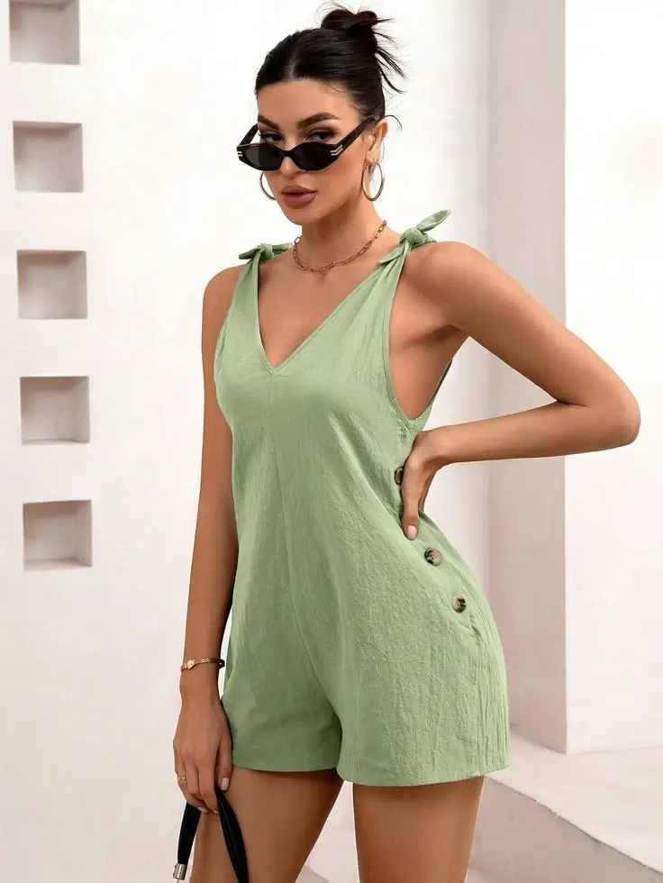 Трендовые летние женские комбинезоны 2025: 20 стильных образов