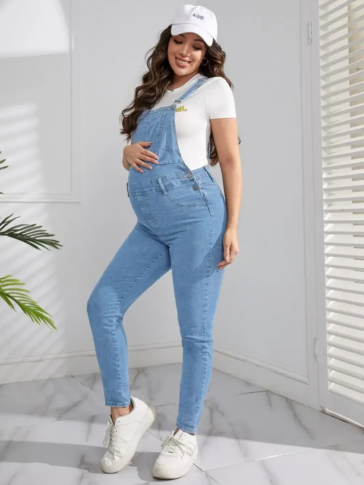 Літня мода для вагітних 2025: стильні образи та практичні поради