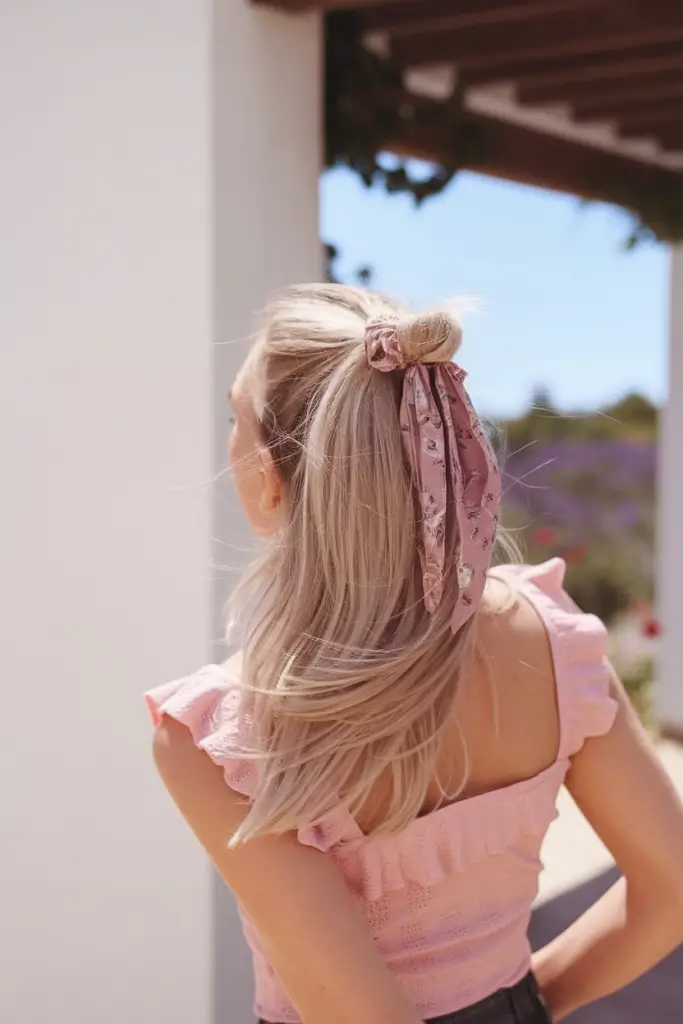 20 простых летних причесок — модные тренды июня 2025