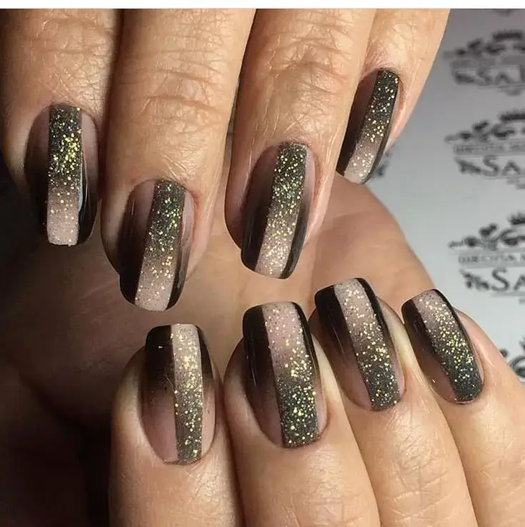 Новинки летнего дизайна ногтей для женщин после 60 лет: 15 стильных идей