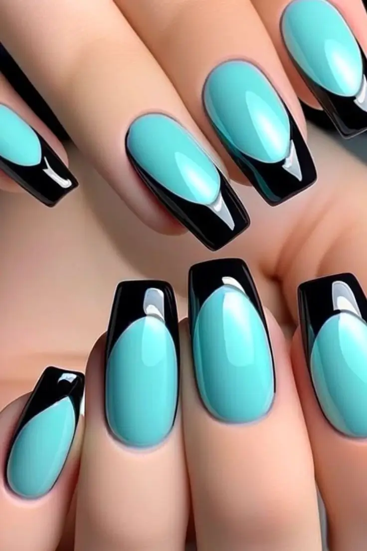 Топ-20 идей летнего френча – модный маникюр на лето 2025