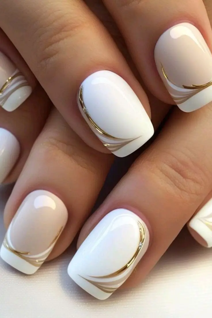 Трендовый летний френч 2025 на короткие ногти — 20 свежих идей