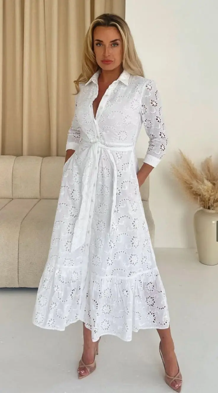 Модний омолоджуючий гардероб на літо 2025: 15 перевірених образів