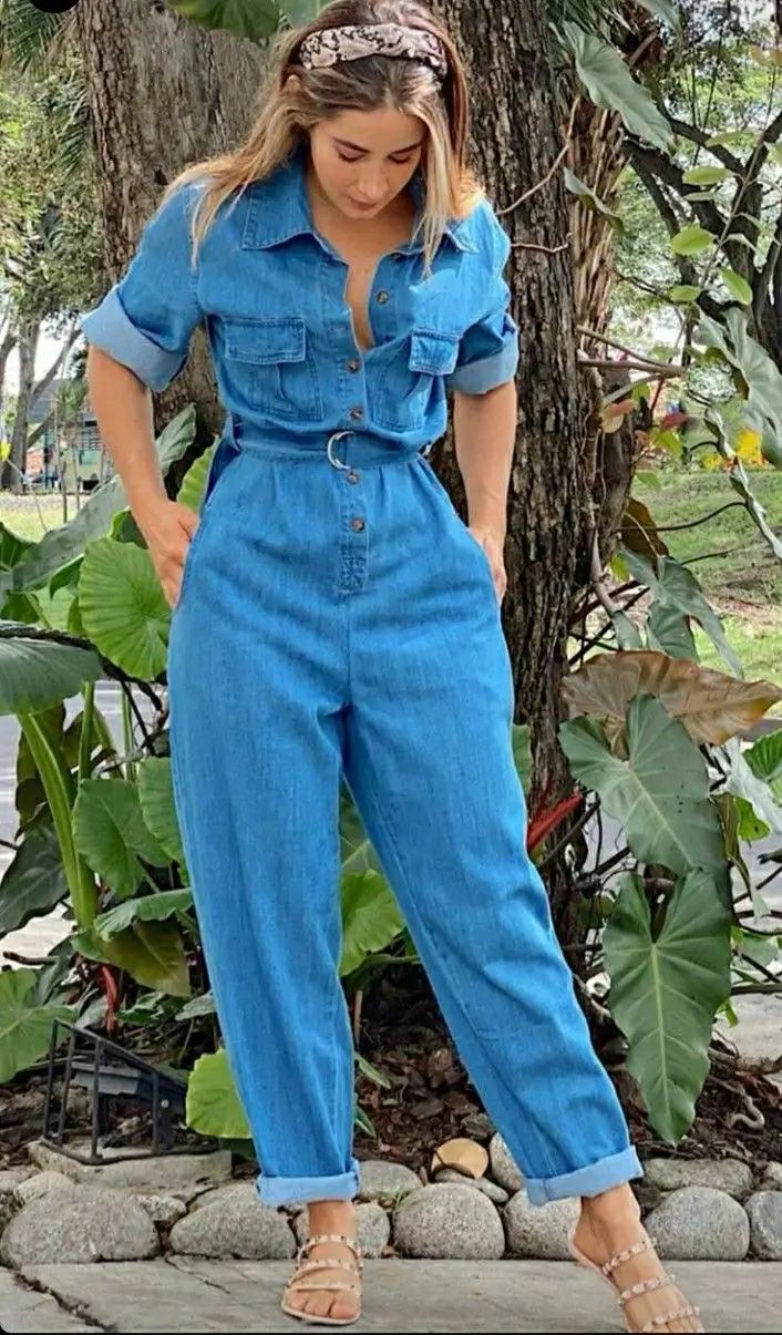 Трендовые летние женские комбинезоны 2025: 20 стильных образов