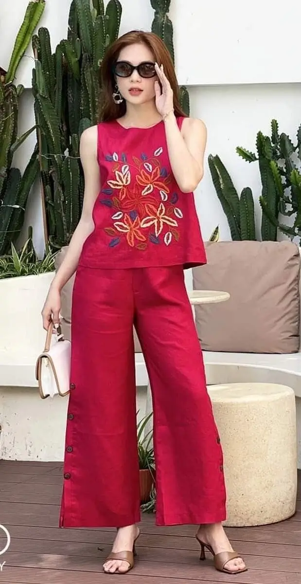 Літня жіноча мода 2025: 20 найкращих стильних ідей на літо