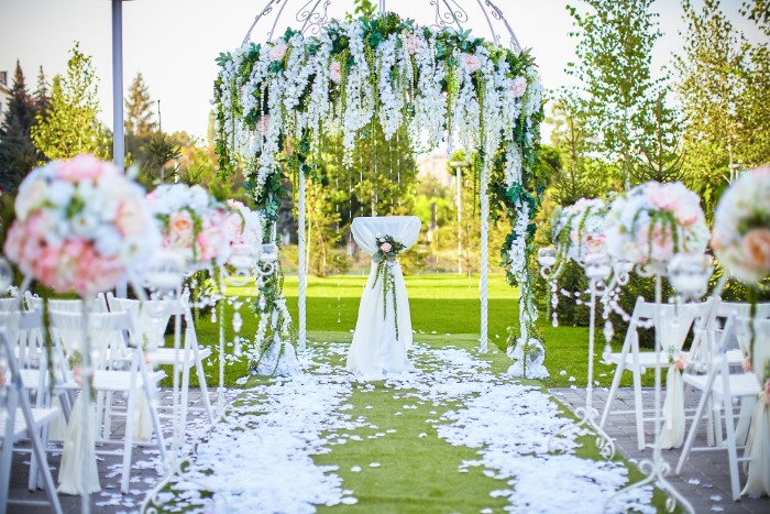 Ресторан для свадьбы и отель для романтики: как выбрать райский комплекс у Киева