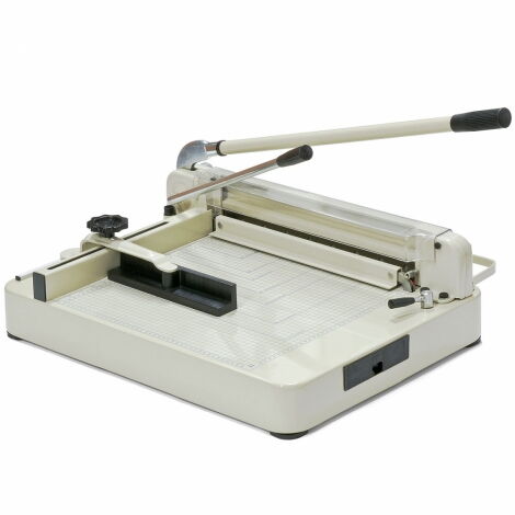 Як я вибирала офісний стіл — і що справді має значення