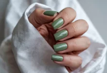 15 стильных идей маникюра для женщин после 40 лет