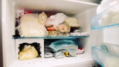 морозильник з продуктами