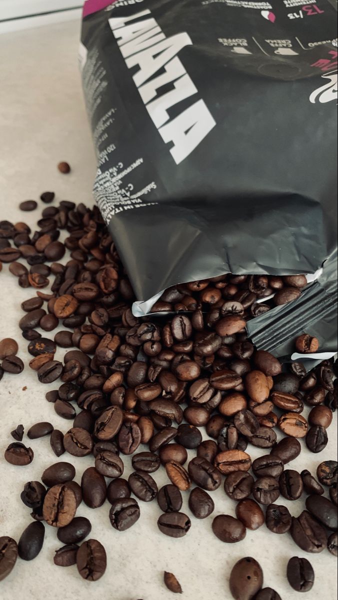 Что такое арабика и робуста — и почему кофе Lavazza вкуснее с ними