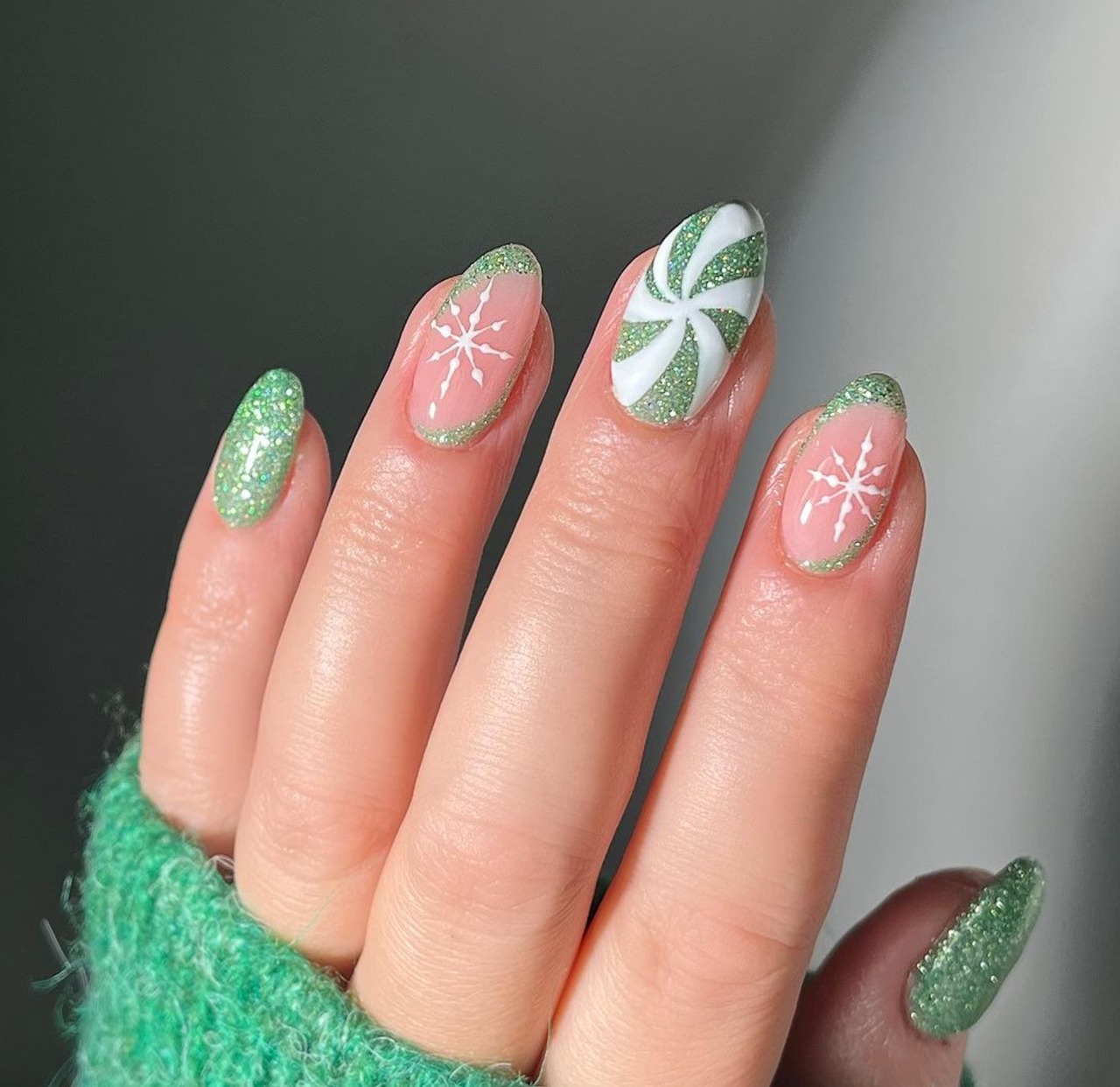 ТОП-33 Идеи Декабрьского Маникюра Зимы 2025: Что Я Открыла Для Себя?