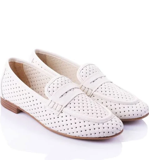 shoes Шкіряні Жіночі Лофери Derisan (0030-06cream) колір кремовий Intertop.ua $2150