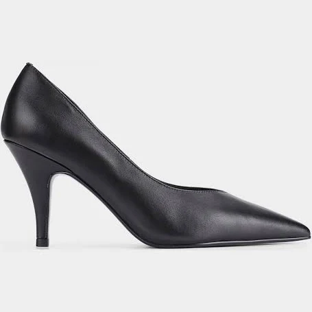 shoes Шкіряні Жіночі Туфлі на підборах MIRATON (000204404) колір чорний Intertop.ua $2499