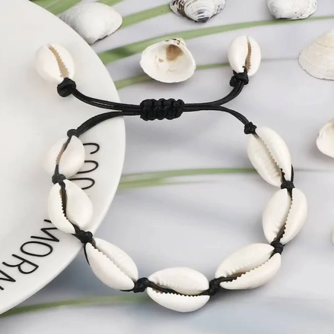 accessory Браслет з натуральної ракушки каурі, браслет з мушель каурі на чорній нитці Prom $165
