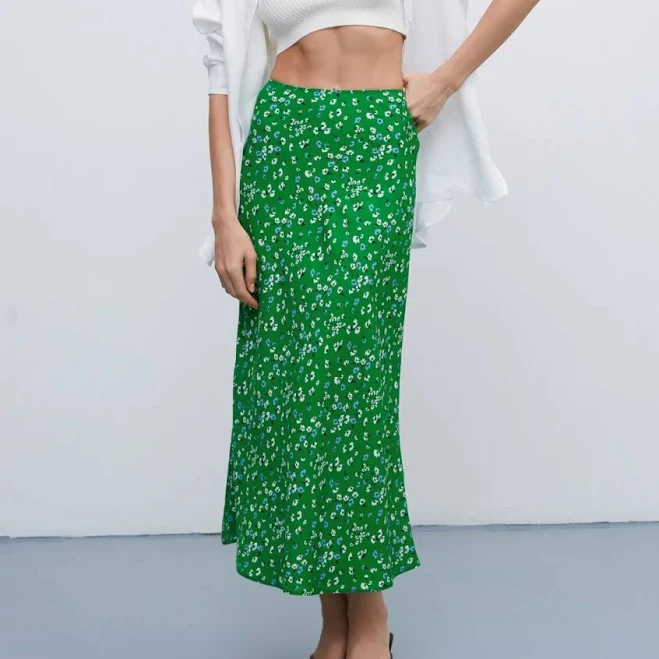 skirt Зелена спідниця міді в квітковий принт з віскози MUSTHAVE MustHave $1399